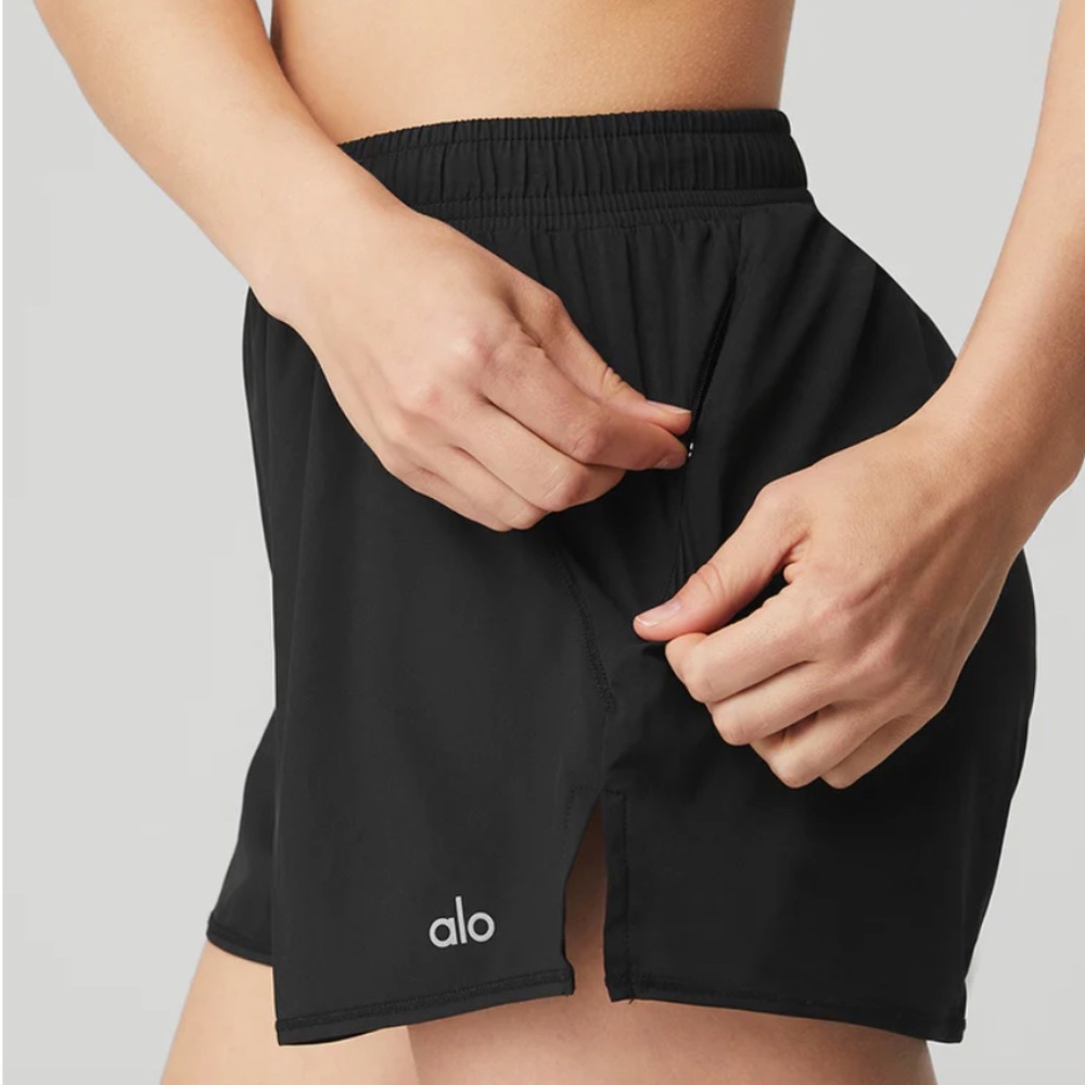 Alo Stride short XS
